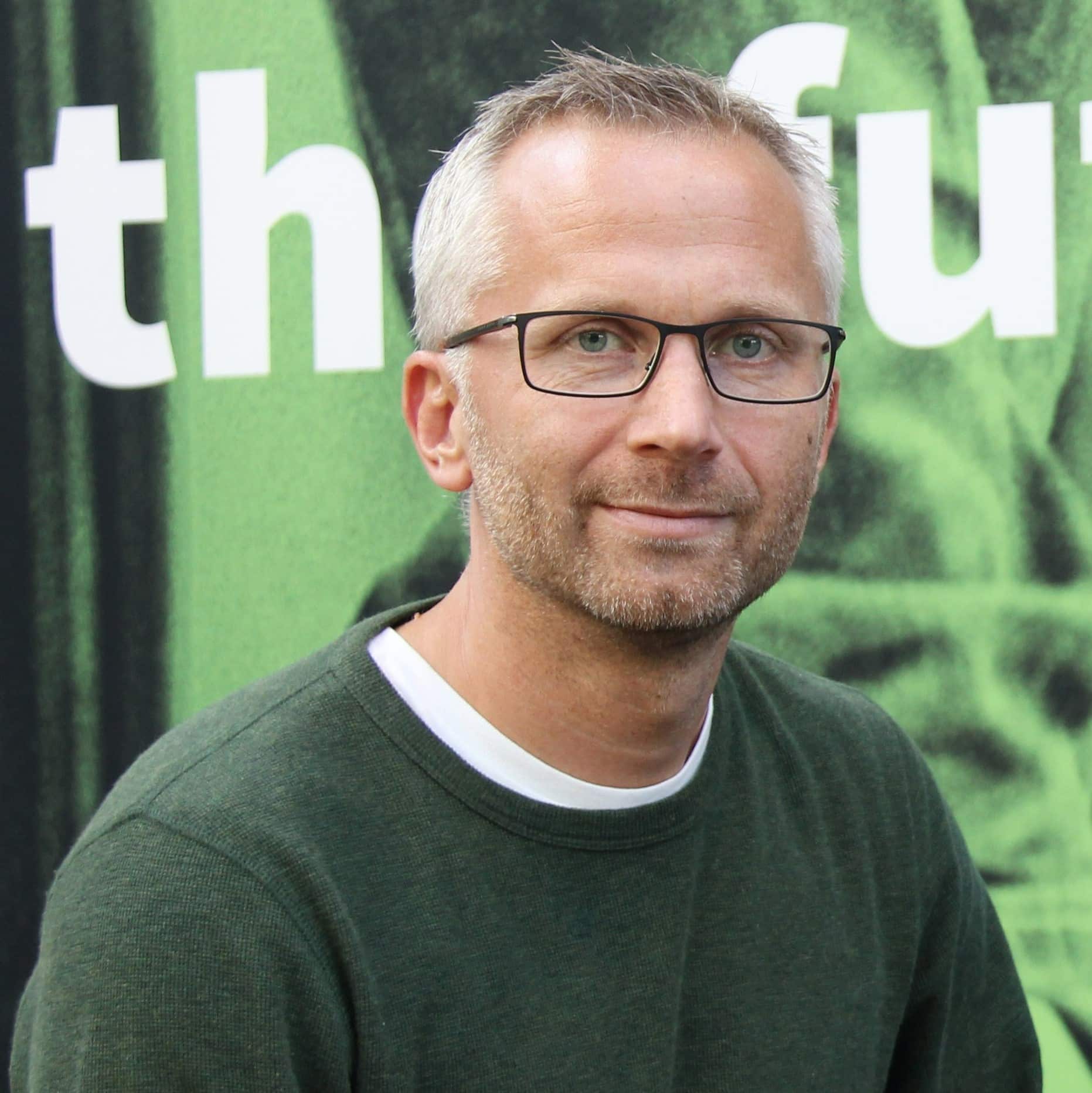 blue and brown steel bridge